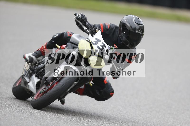 Archiv-2025/57 03.10.2025 Speer Racing ADR/Gruppe gruen/333